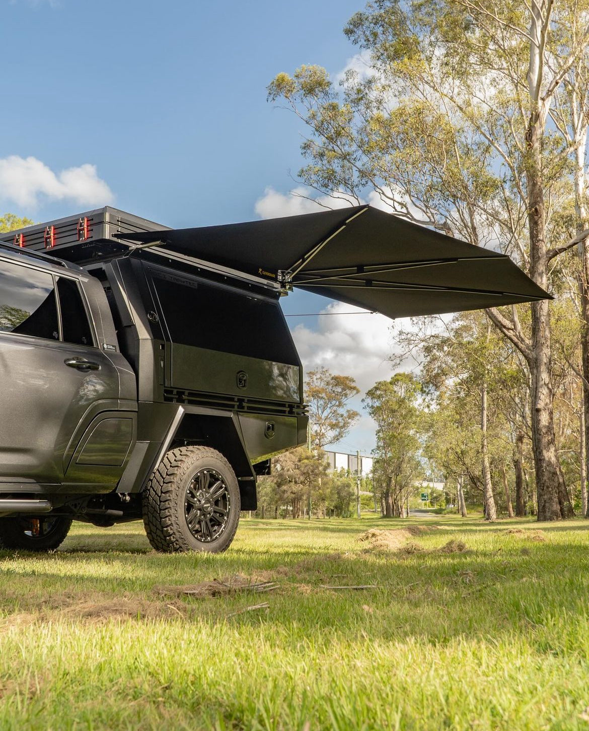 180 degree awning on a ute with a canopy